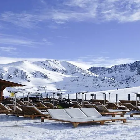 Hotel Pierre Et Andorra Alba